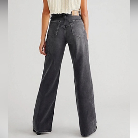 We The Free Tinsley Baggy High-Rise Jeans size 30 - Picture 2 of 8